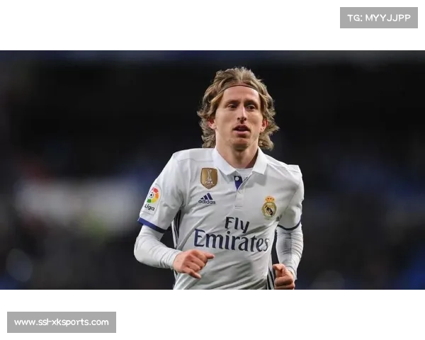 莫德里奇创纪录：40岁157天成为意甲第三年长进球球员